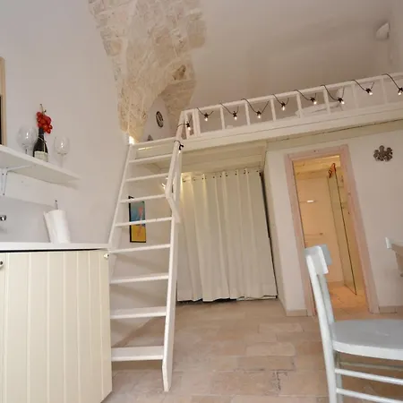 Helen White Studio In The Centre - Happy Apartment
