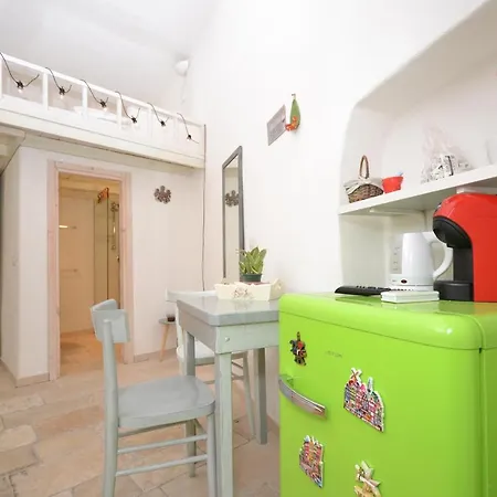Apartment Helen White Studio In The Centre - Happy Ostuni