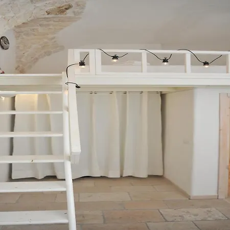 Helen White Studio In The Centre - Happy Apartment *