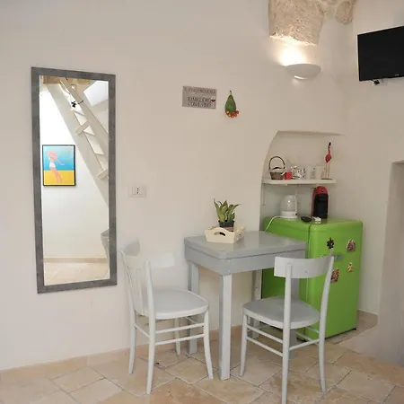 Helen White Studio In The Centre - Happy Lägenhet Ostuni